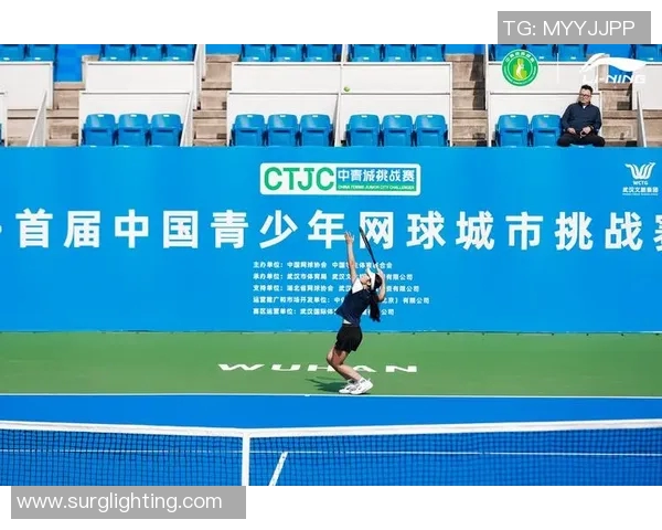 西安网球队的团队协作之道：网球巨献背后的默契与拼搏精神